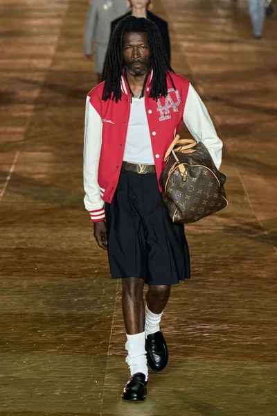 Look 66
